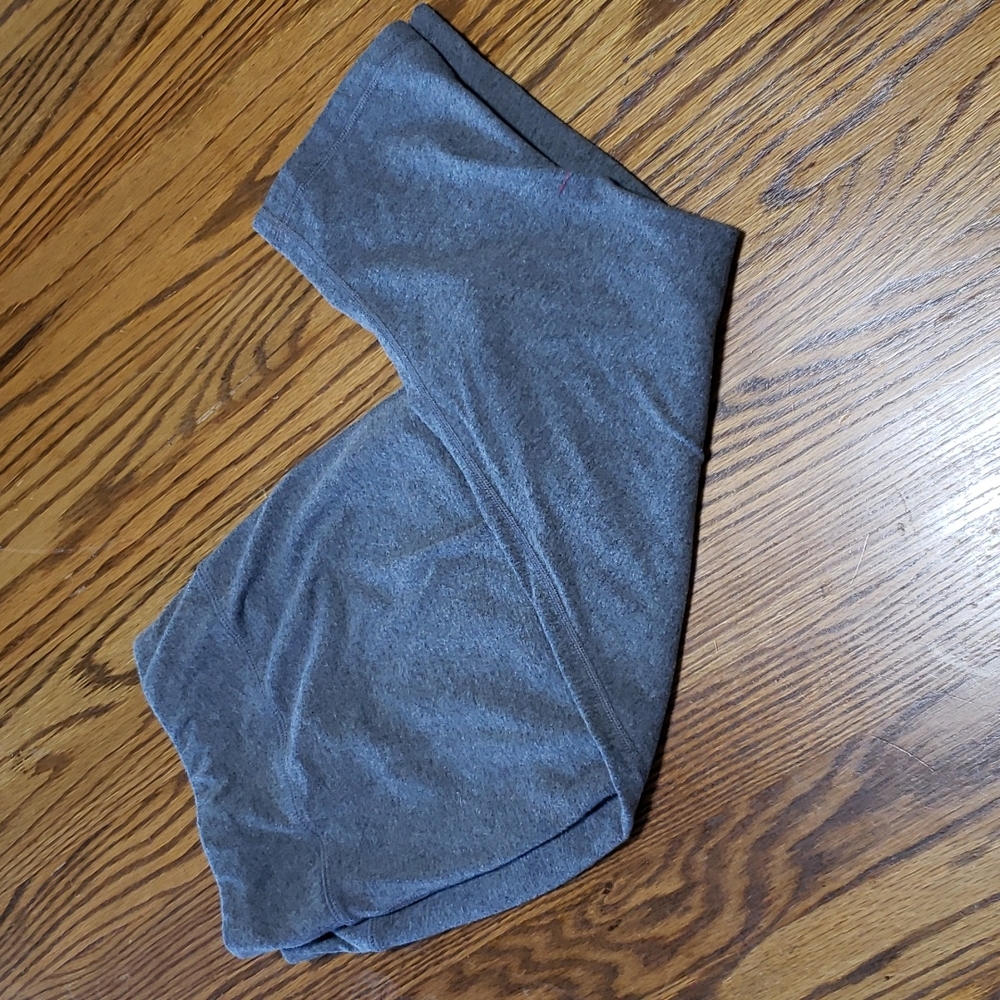 2X Heather Grey Capri Leggings